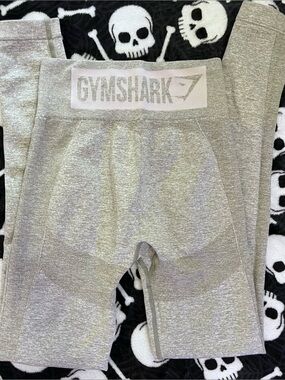 🕸️Gymshark grey flex leggings🕸️